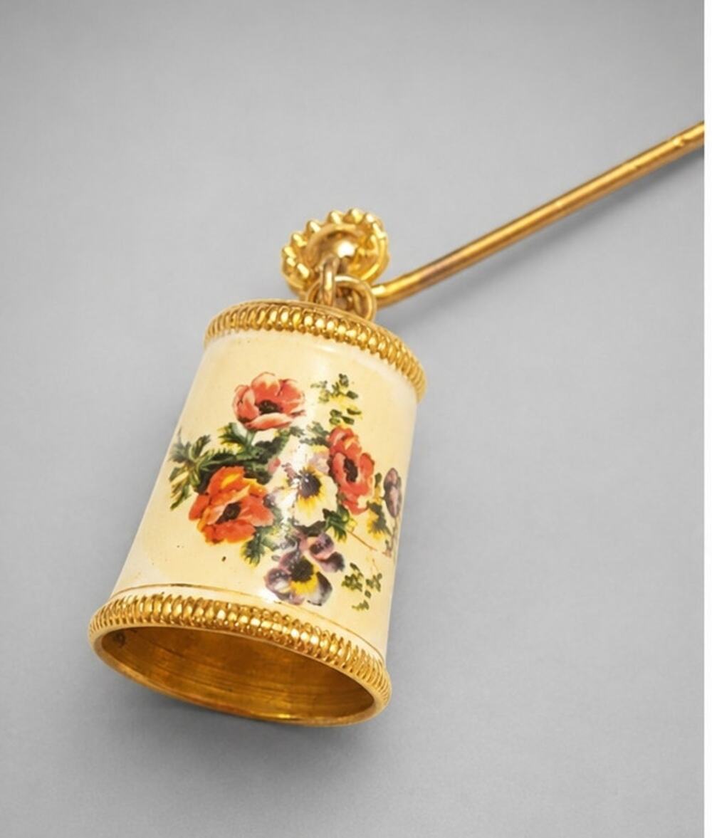 Floral‎ Thimble Stickpin Thimble Flowers 2.75" Vintage Gold-tone Roses fb1-79